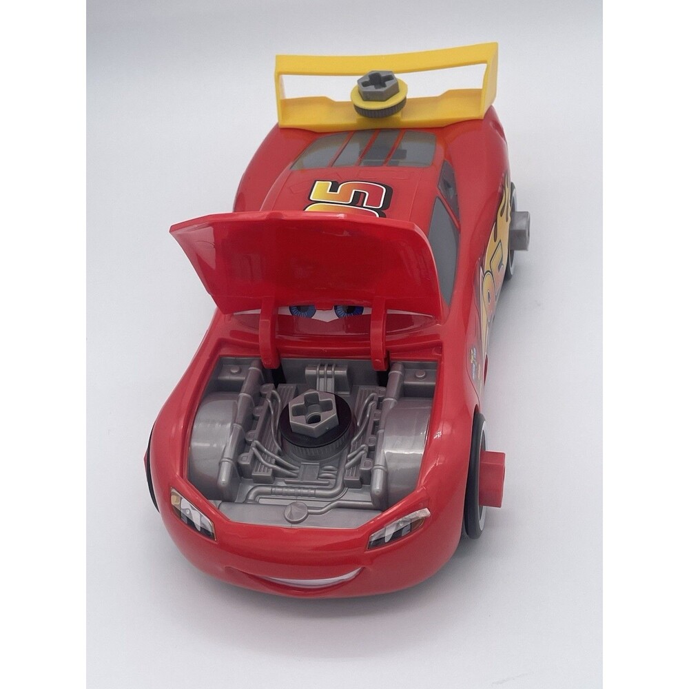 Lightning McQueen Toy Car – Rust-eze, Interchangeable Wheels, Plastic, No Elec - Picture 7 of 7